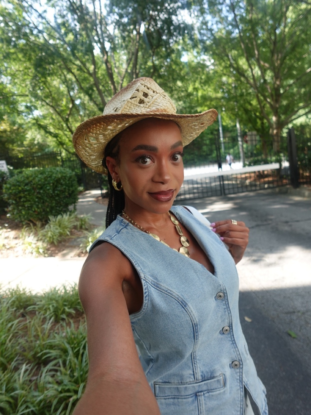 American Eagle Outfitters Light Blue Denim Vest